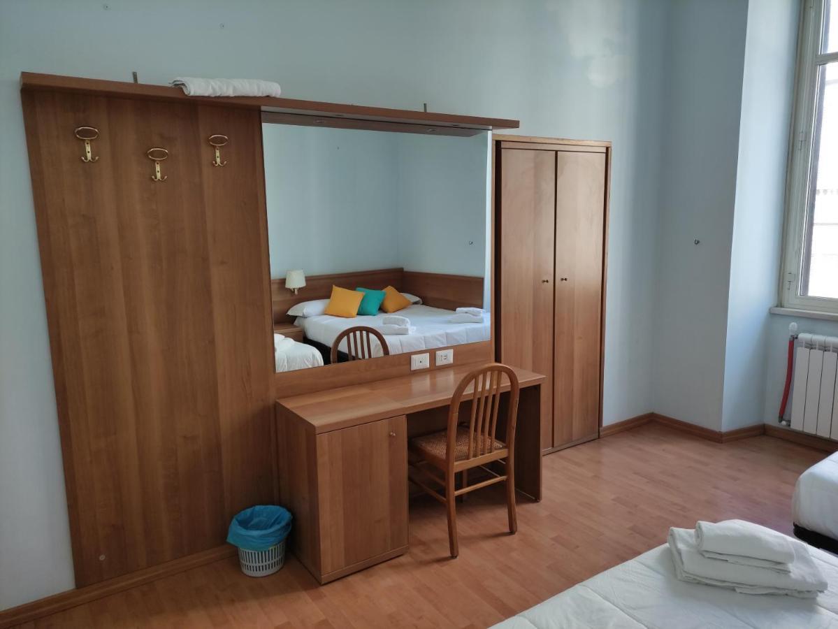 Hotel Big Bang Рим Екстер'єр фото