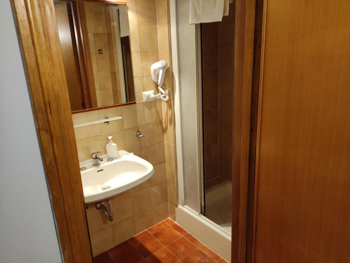 Hotel Big Bang Рим Екстер'єр фото